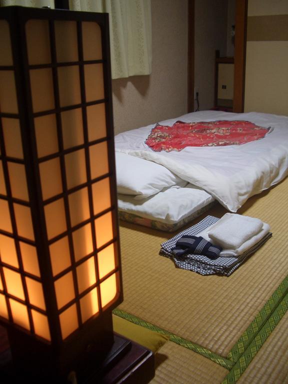 Kasuga Ryokan Hiroshima Exterior foto